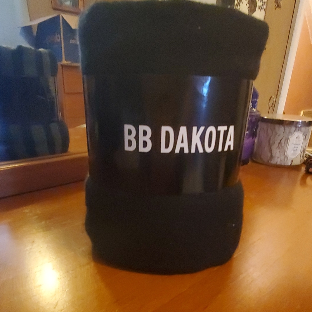 BB Dakota Poncho